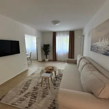 Appartement Tatjana Center *