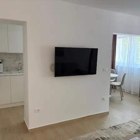 Tatjana Center * Пула