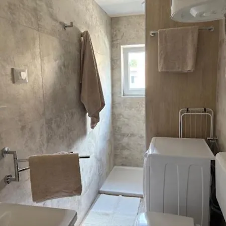 Апартаменти Tatjana Center Пула