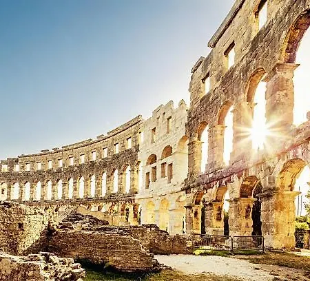 Апартаменти Tatjana Center Пула