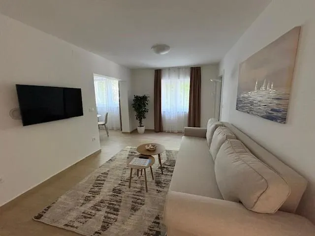 Apartment Tatjana Center *