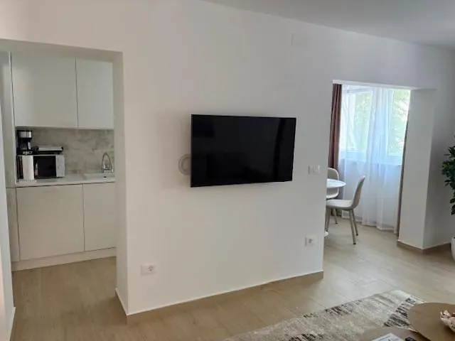 Tatjana Center * Pula